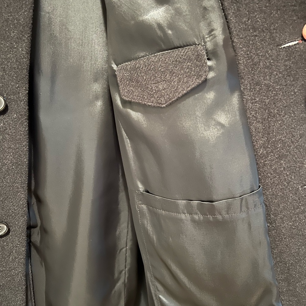 Parisian Classic black overcoat - Picture 6 of 7